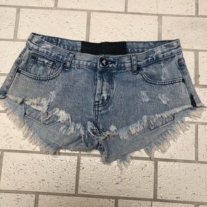 One teaspoon denim shorts size 30